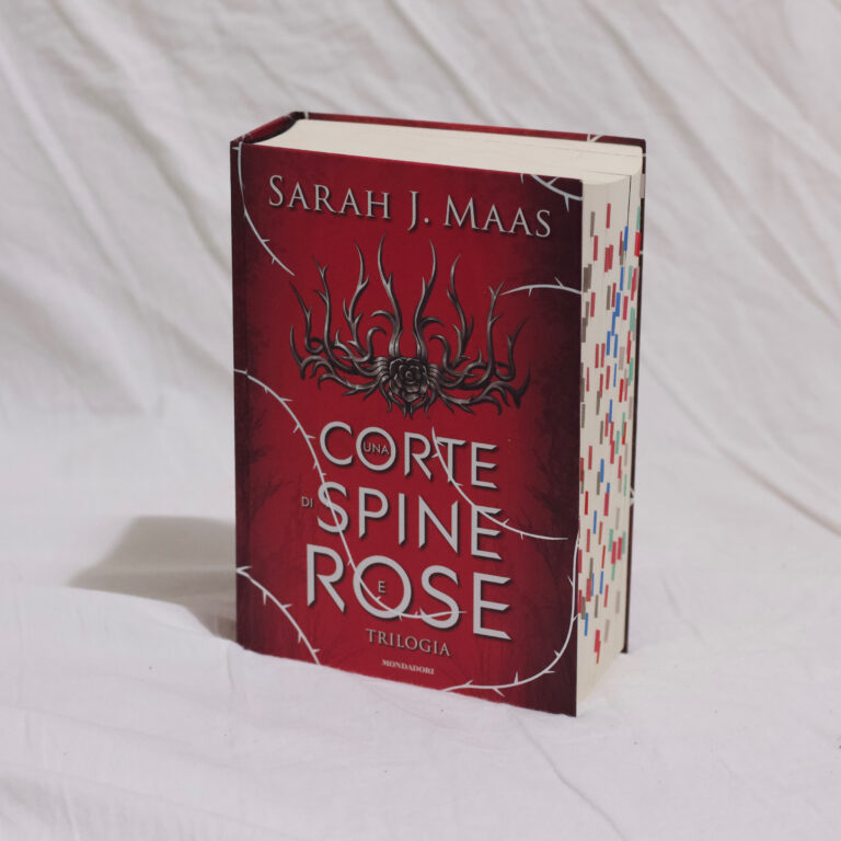 Una Corte di Rose e Spine- saga completa